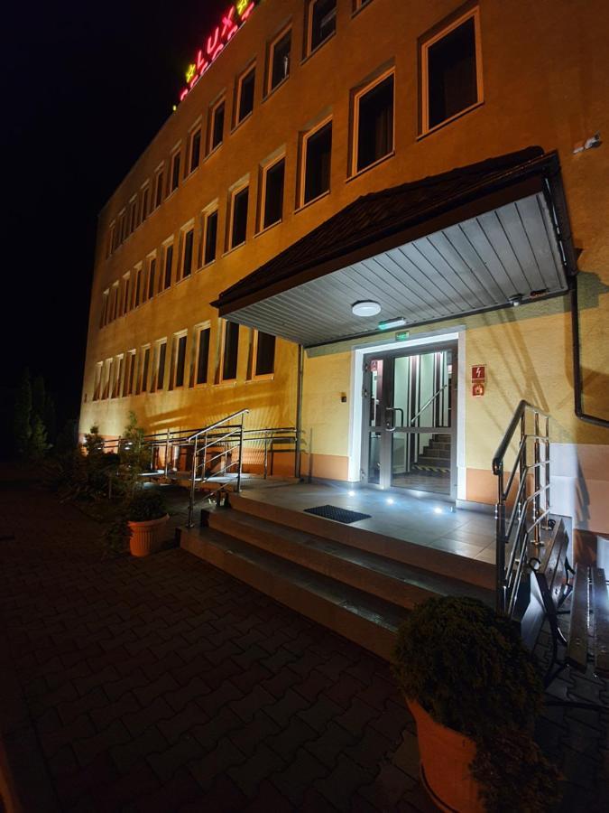 Lux Resort Krasnik Ngoại thất bức ảnh